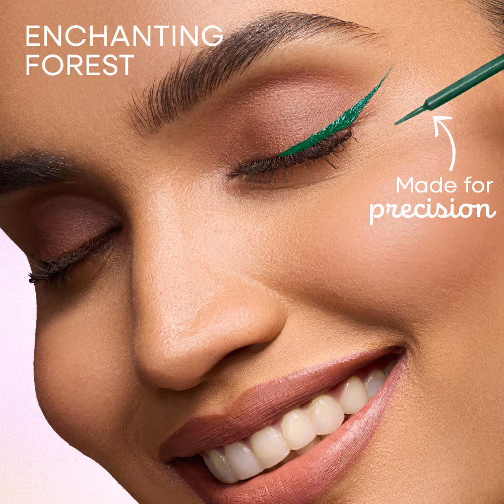 Nykaa  Waterproof & Smudgeproof Coloured Liquid Eyeliner - Green - Enchanting Forest
